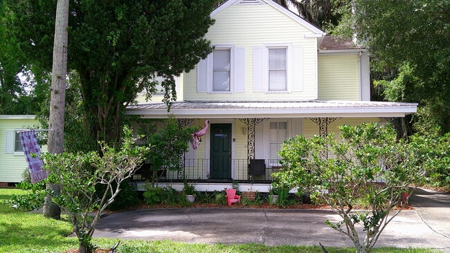 Building Photo - Deland Marigold