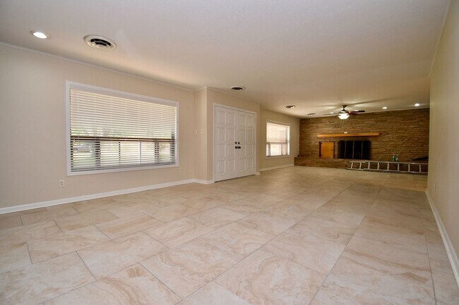 Foto del edificio - 4 Bed, 2 Bath Home in Ruston!