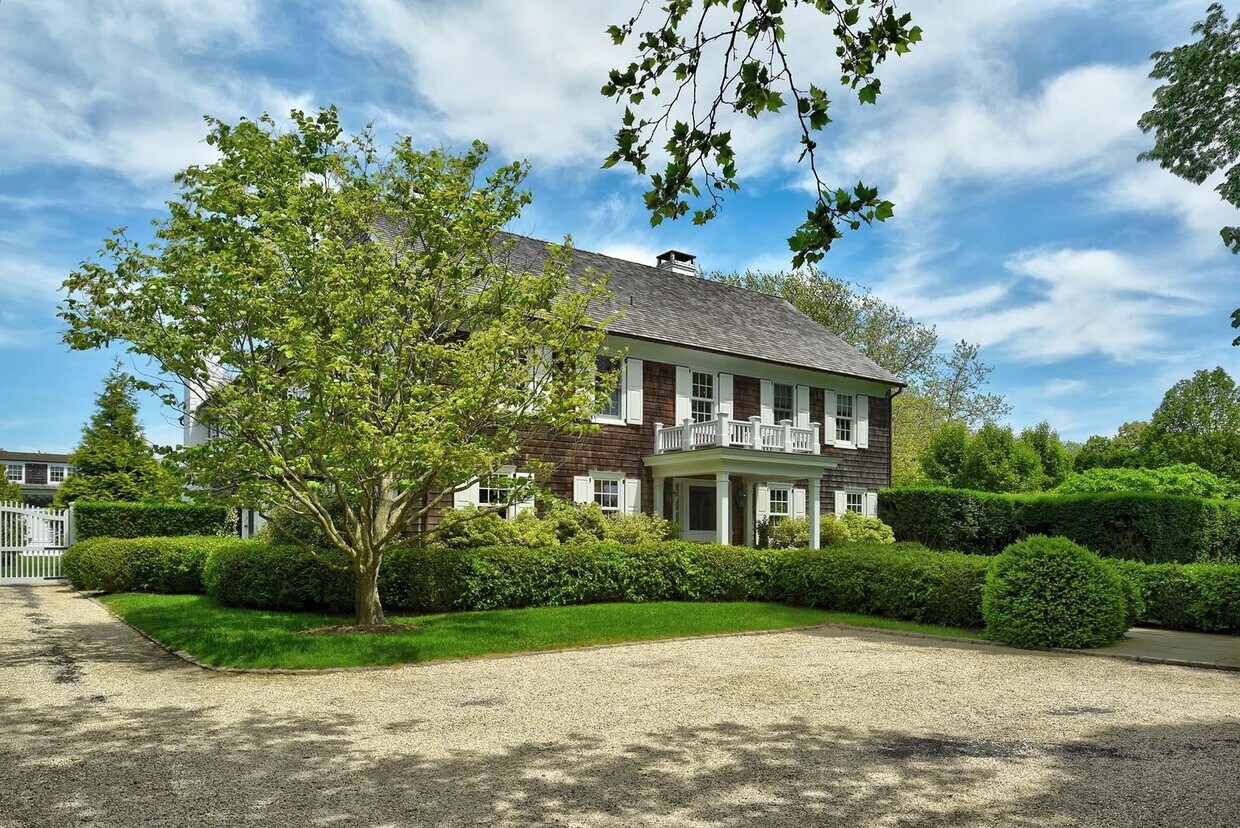 Primary Photo - 10 Jones Rd
