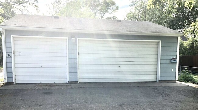 Building Photo - Remodeled 4 bedroom Ranch