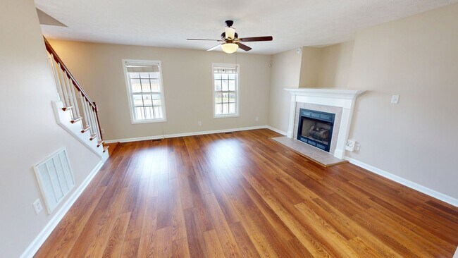 Building Photo - 4 Bedroom Gem Less Than 30 Minutes from Fort Bragg!