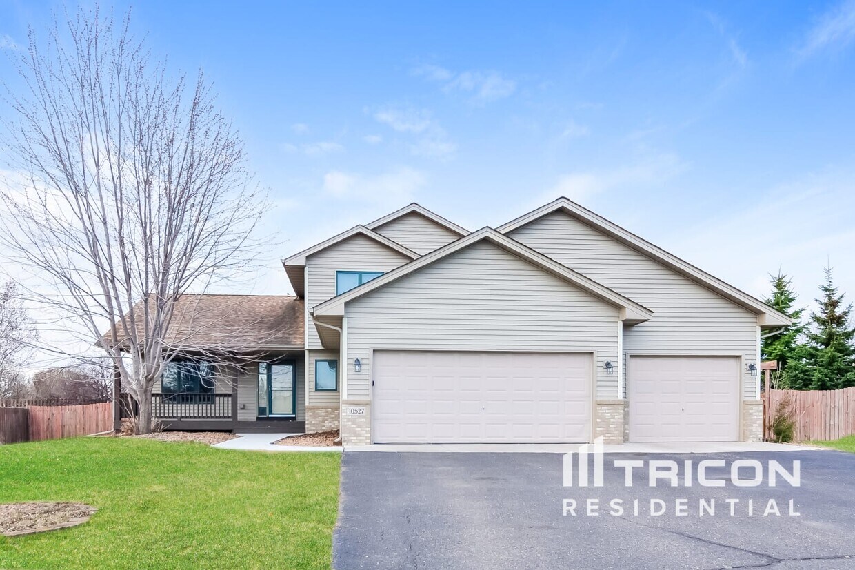 Foto principal - 10527 61st Pl