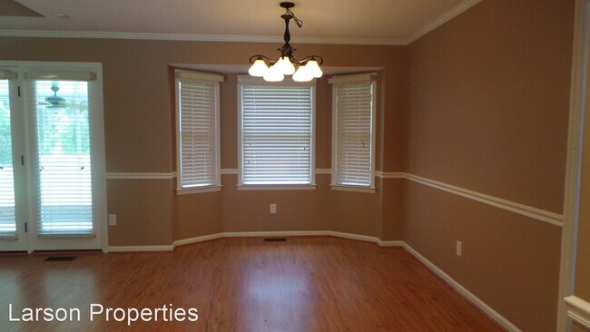 Building Photo - 3 br, 2 bath House - 827 S. Eighth St