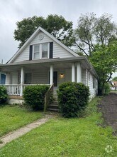 Building Photo - 910 N Ewing St