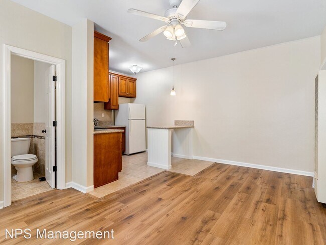 Building Photo - Studio, 1 bath Apartment - 1324 Peterson A...