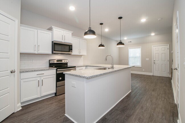 Foto del edificio - 220 Drayton Dr