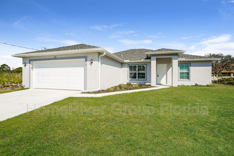 Foto principal - 3612 17th St W