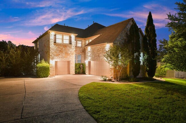 Foto del edificio - 121 Burgess Ln