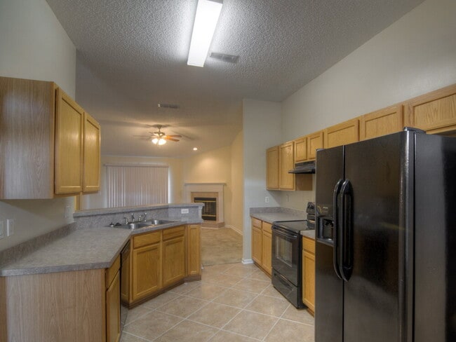 Building Photo - 10974 Darlington Oak Ct
