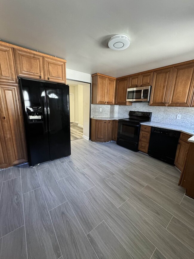 Foto del edificio - 2721 Berkshire St