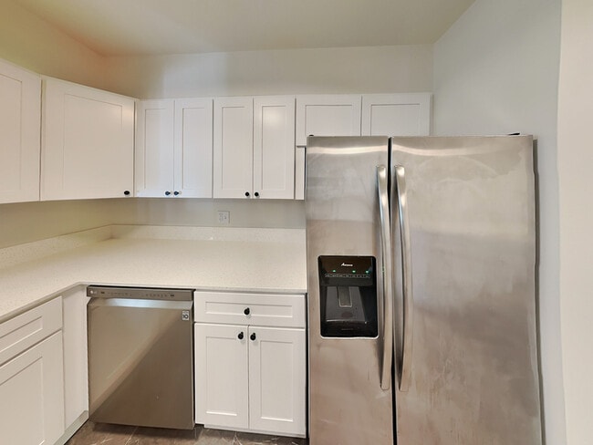 Foto del edificio - 115 Woodmere Square NW