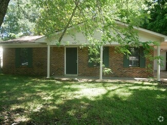 Building Photo - 5202 Haynes Dr