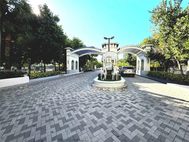 Foto del edificio - 310 Poinciana Island Dr