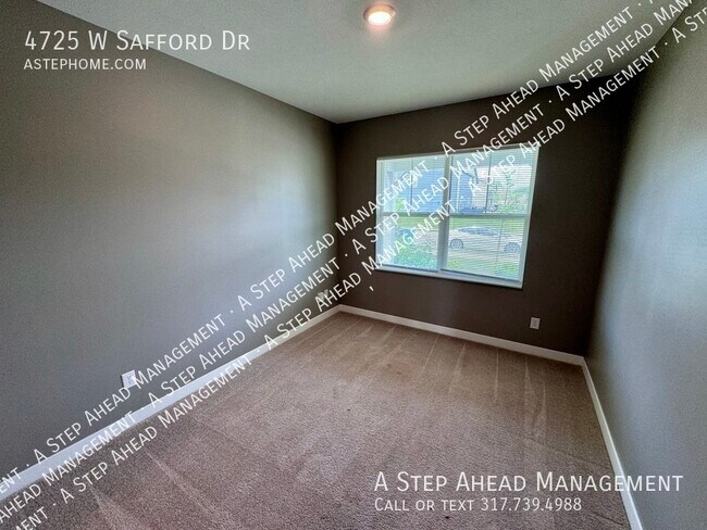 Foto del edificio - 4725 W Safford-5 bed/3 bath in New Palesti...