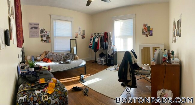 Foto del edificio - 200 Commonwealth Ave