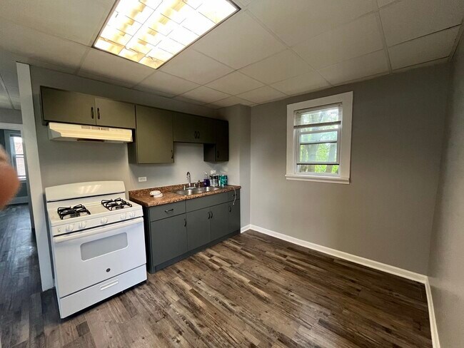 Foto del edificio - 1665 Aberdeen St