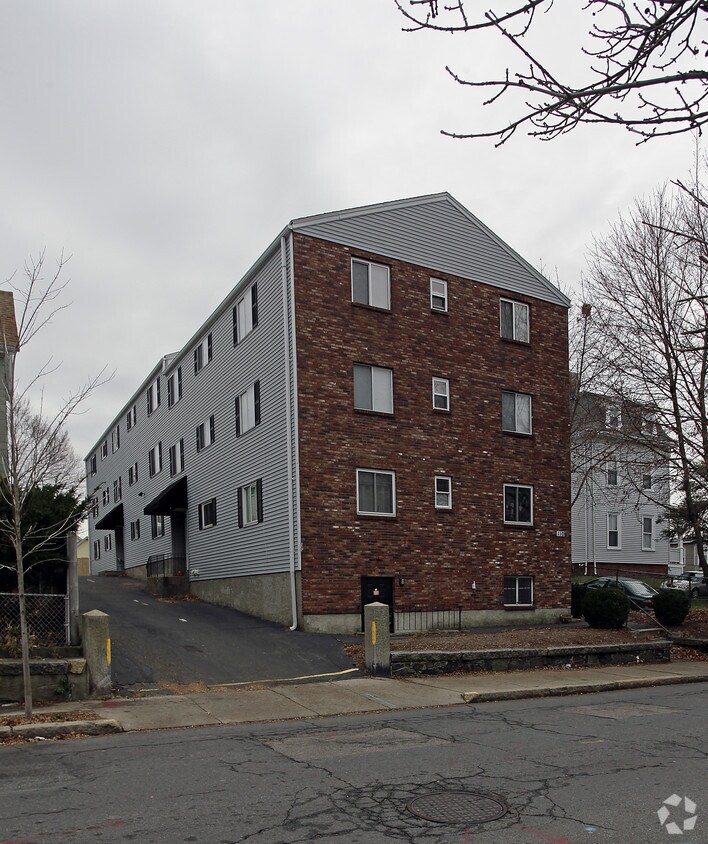 Building Photo - 110 Pearl St