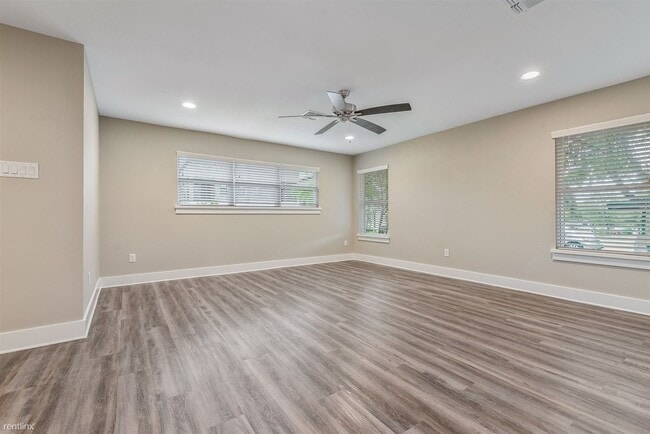 Building Photo - 5 br, 4 bath House - 4100 Oaklawn St