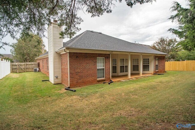 Building Photo - 216 Horseshoe Bend N