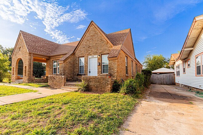 Building Photo - 1 Bed 1 Bathroom home in OKC!