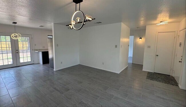 Foto del edificio - 6205 Aviary Cove