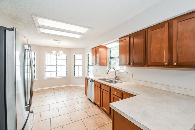 Foto del edificio - 8618 Collins Ridge Blvd S