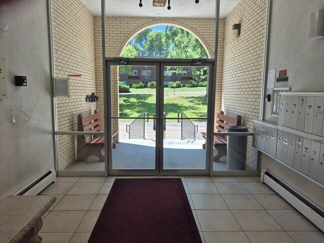 Foto del edificio - 7801 W 35th Ave