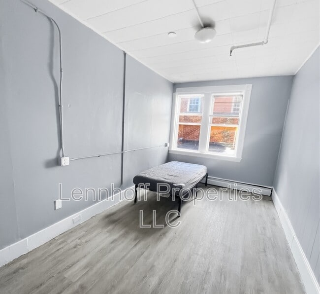 Photo - 32 Lawrence Street Apartment