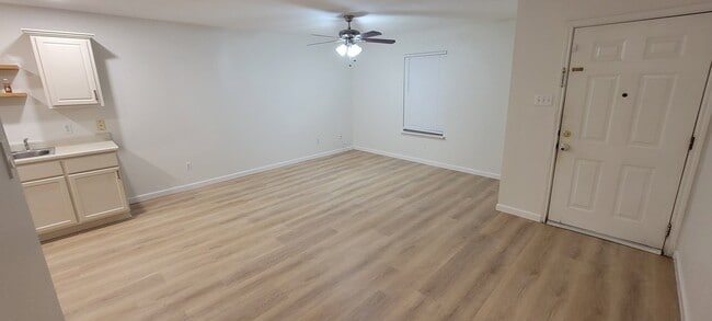 Building Photo - 4915 Fortuna Pl