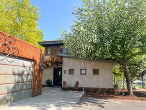 Building Photo - 2449 Turkey Red Ln
