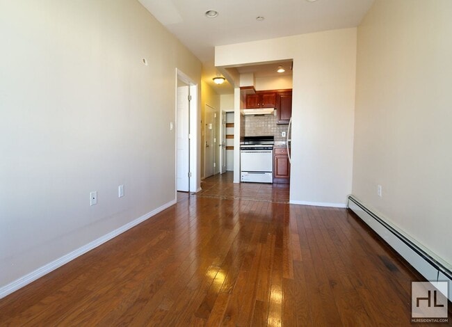 Foto del edificio - One Bedroom on Dekalb at Nostrand