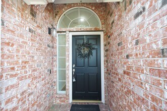 Building Photo - 18031 Still Springs Ct