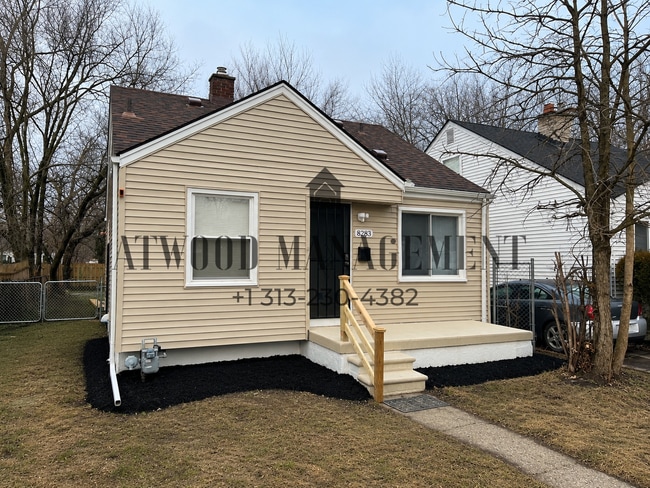 Building Photo - Coming Soon – Beautifully Updated Home *Coming Soon (Move-in ready by 6/1 or Sooner)*!