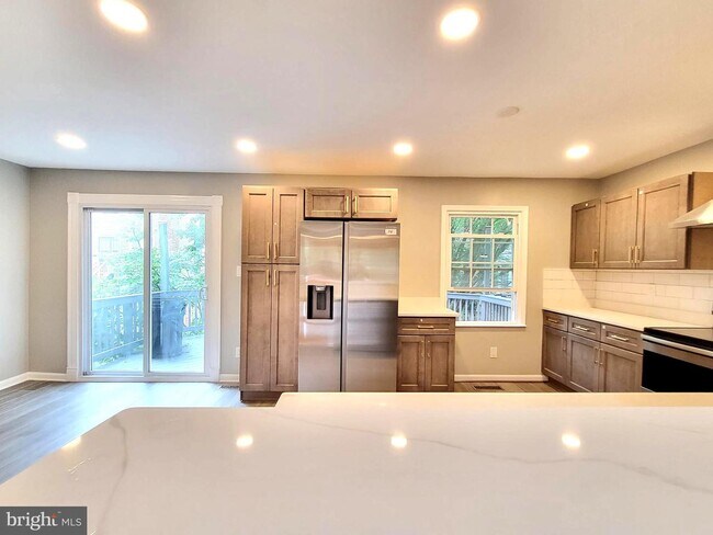 Foto del edificio - 9623 Scotch Haven Dr