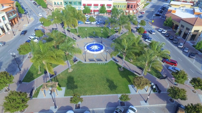 Foto del edificio - 3271 Shiraz Pl