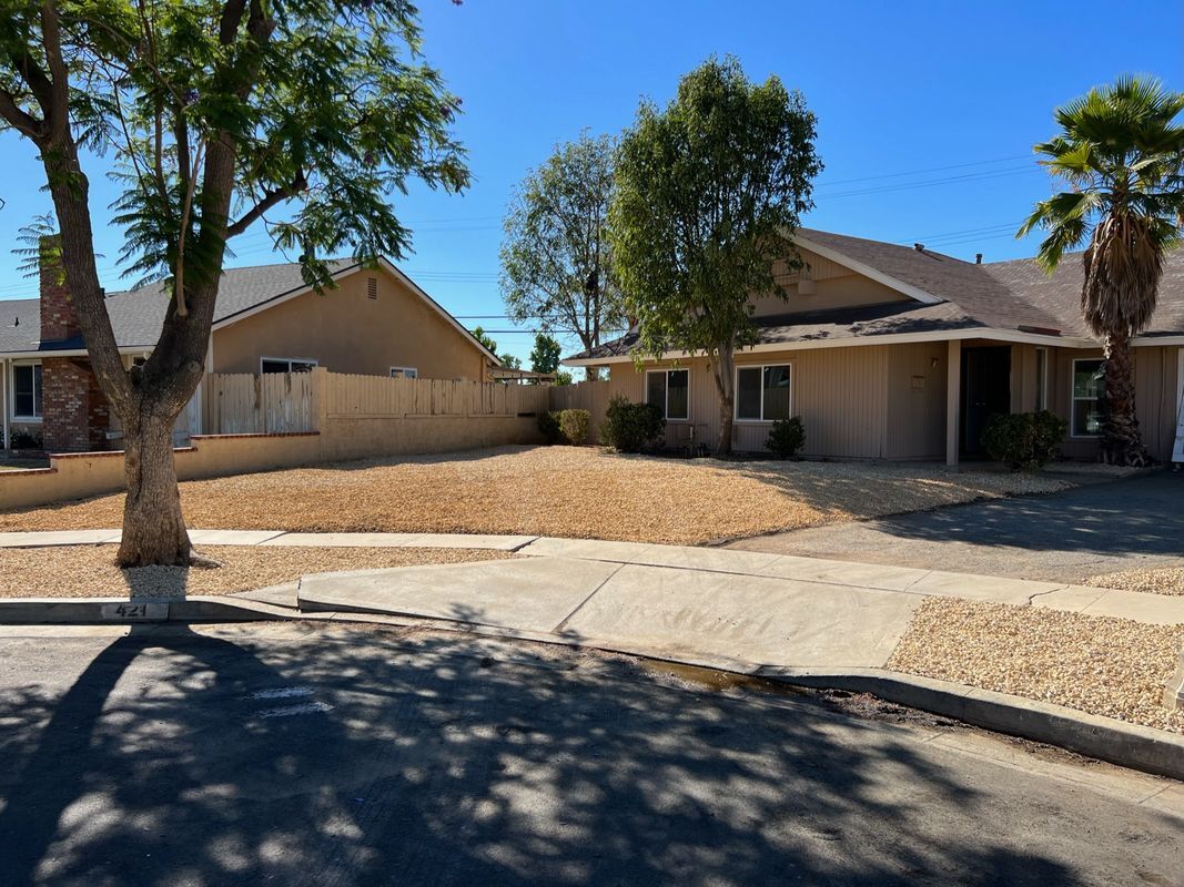 Foto principal - 421 Royal Cir