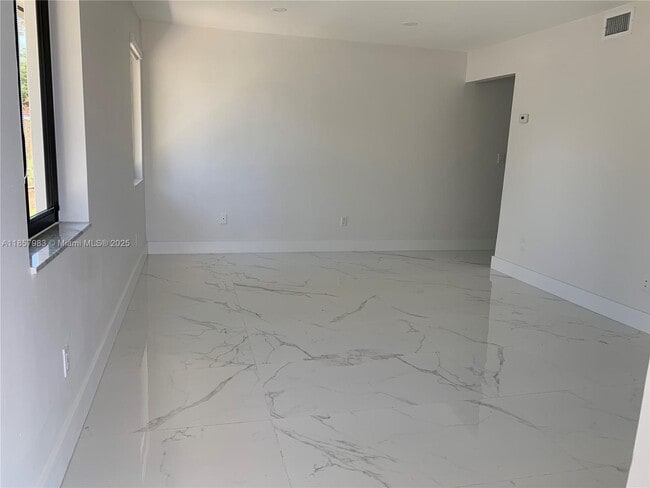 Building Photo - 3260 SW 23rd Ter