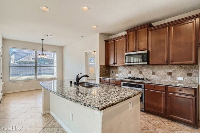 Foto del edificio - 4 br, 2.5 bath House - 2715 Ponce De Leon ...