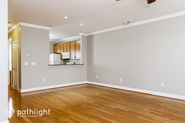 Building Photo - 148 W Savannah Ridge Rd, Holly Springs, NC...