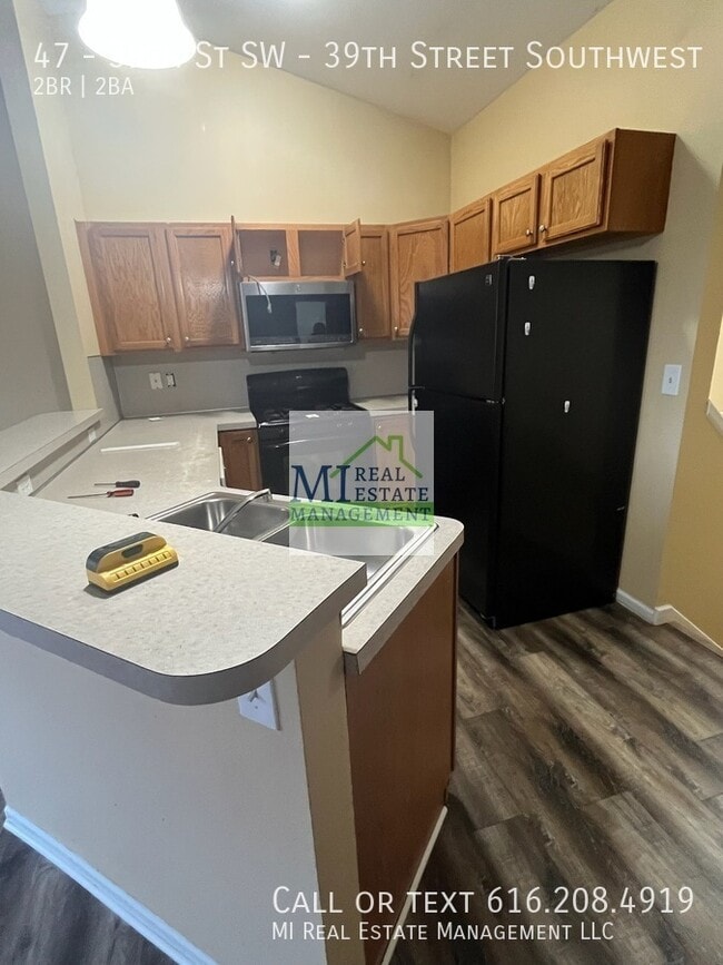 Foto del edificio - 47 39th St SW