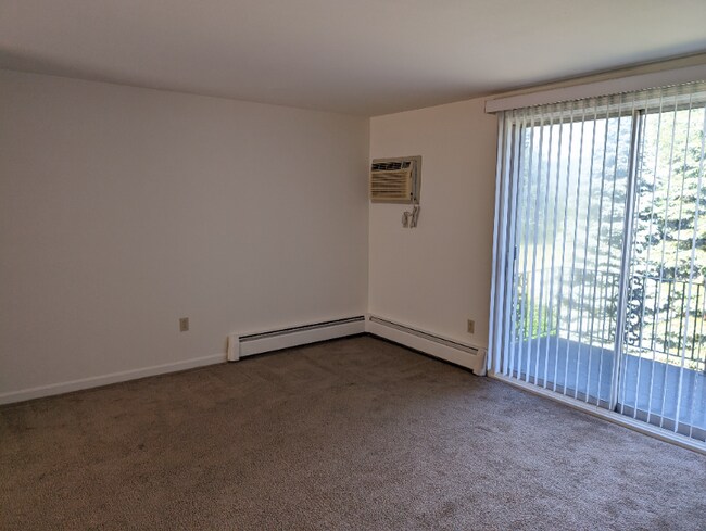 Building Photo - 110 Losson Rd