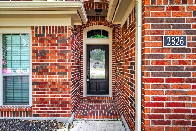 Foto del edificio - 2826 Lakecrest Forest Dr