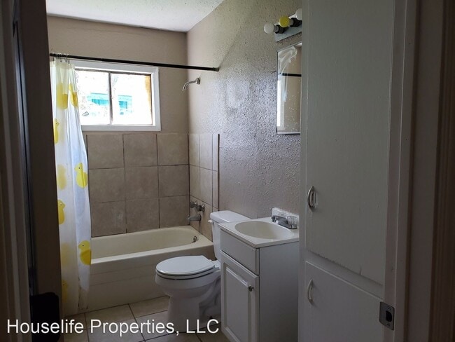 Building Photo - 3 br, 1 bath House - 4901 Ralph St
