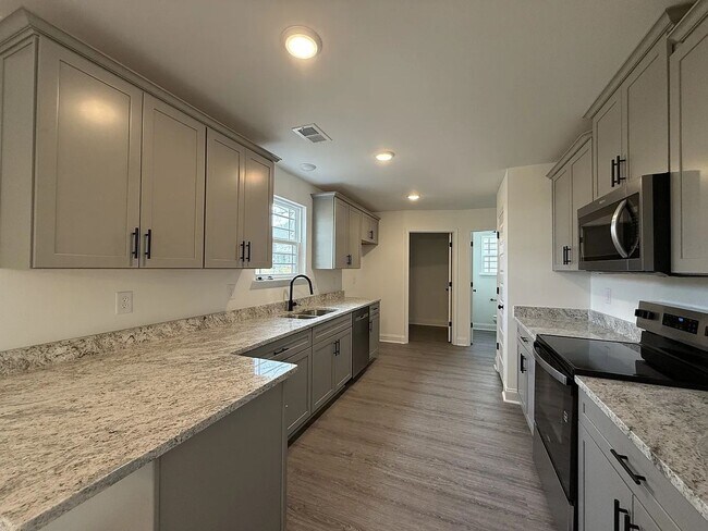 Building Photo - New Construction 3 bedrooms home