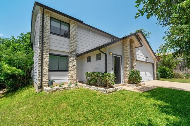 Building Photo - 7602 Banpass Ln