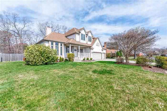 Building Photo - 312 White Dogwood Dr