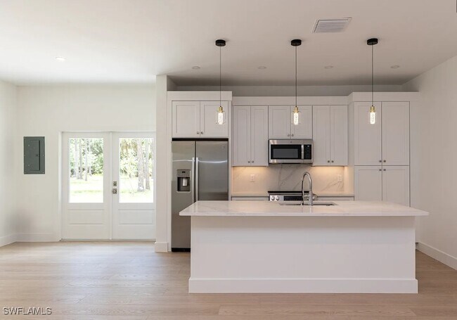 Foto del edificio - 5588 Wendy Ln