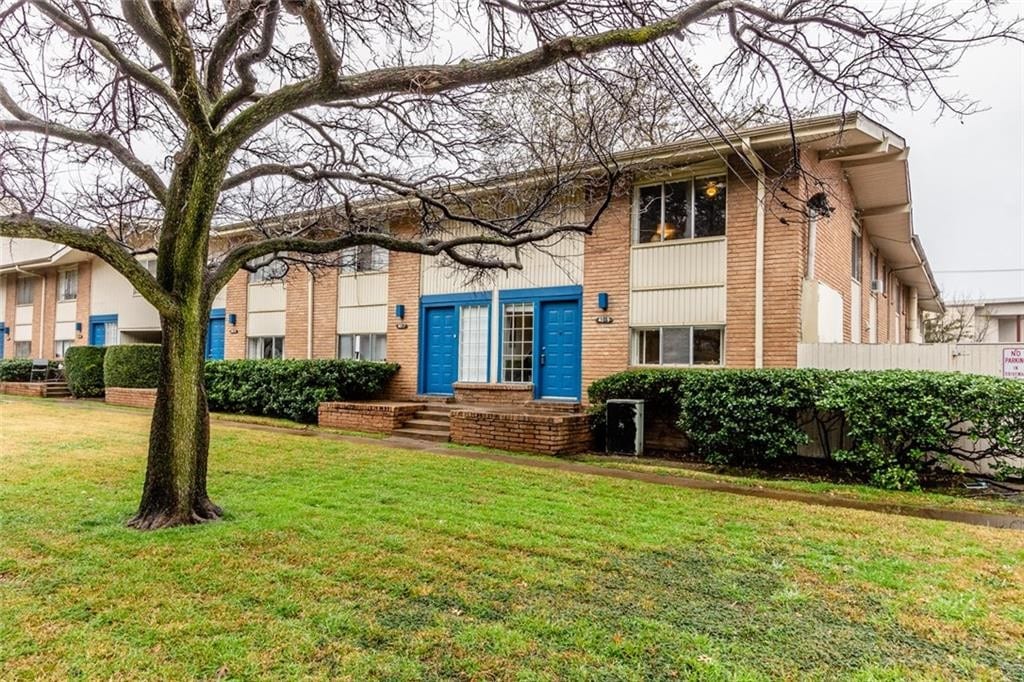 Primary Photo - 4011 Cole Ave