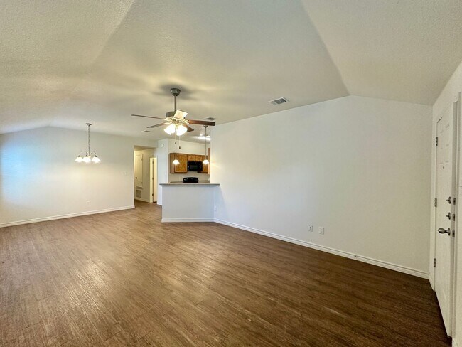 Foto del edificio - 304 Harley Dr