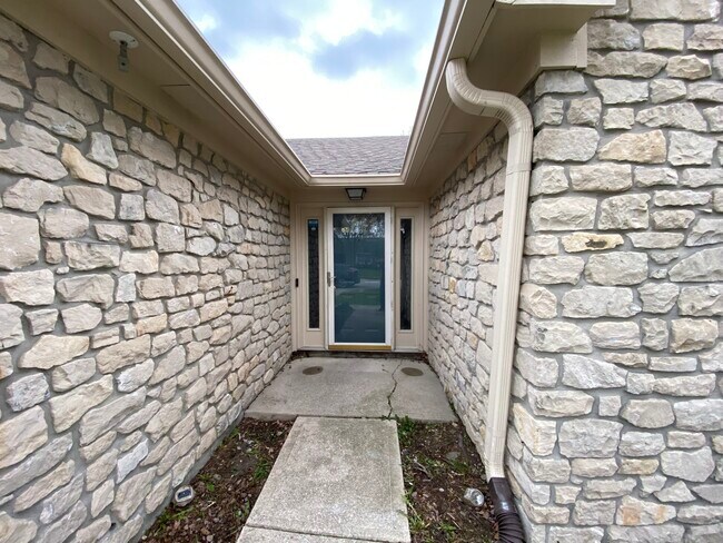 Foto del edificio - 6065 Countrybrook Rd